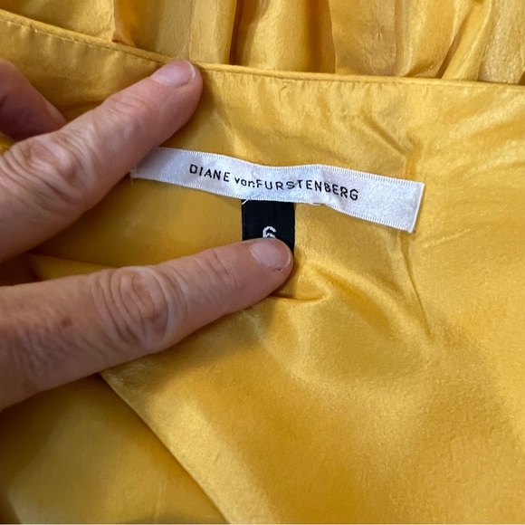 Diane Von Furstenberg Taffeta Silk Yellow Wrap Dress Small - Picture 8 of 14